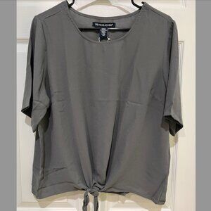 Women's Fit Tie Front Blouse fl